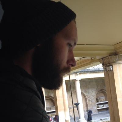 mo_mo27's profile picture. 