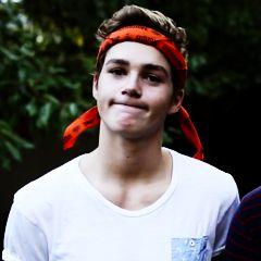 Te amo, Harries, ¿que me hiciste? eres el mejor novio del mundo me traes loca, a veces soy muy bipolar o celosa, pero es por que te amo, te amo mucho.-Barbara