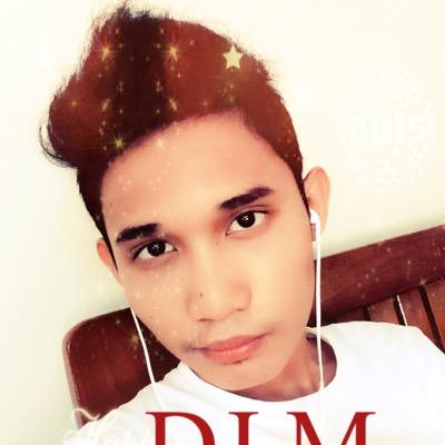 Dj Mick3y change to Dj Sky ....live in yangon....and follow me on twitter...and thz u so much ....