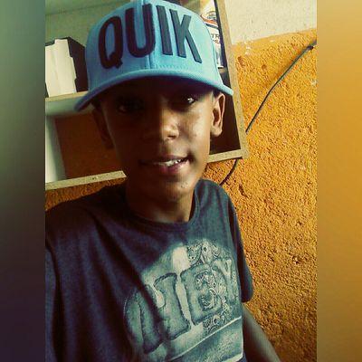 Solteiro
osasco
Munhoz junior 
15 Aninhos