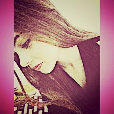 †♥Y la mejor manera de que nadie te haga daño es que todo te importe una mierda. Surgiendo de la oscuridad,donde el infierno no tiene piedad†♥.