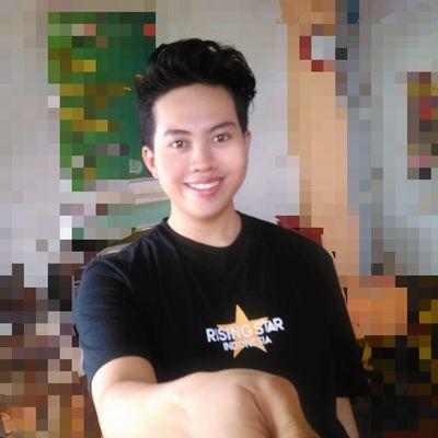 follow twitter @DanJuneo (actor, comedian, and host). contak manager :......xxx