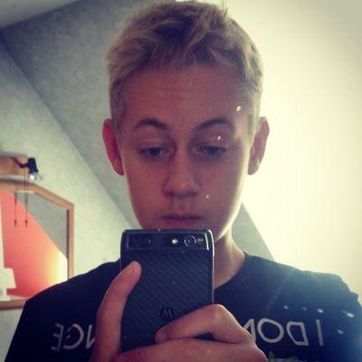 hallo ich heiße Marius