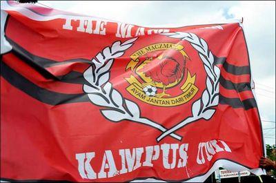Mahasiswa/i Universitas Muslim Indonesia yang Gila Bola dan cinta PSM Makassar.        CPin: 542CBBCE #EwakoPSM @maczman_ori