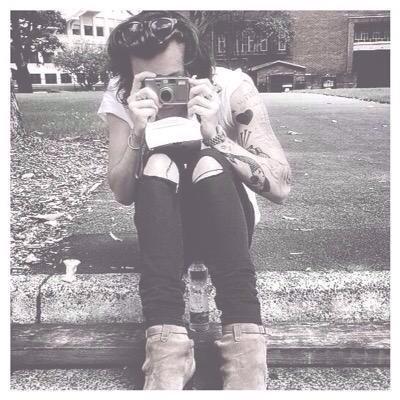 PLEASE rt the link below, I worte it for Harry and it would mean the world to me if he saw it! ↓↓↓( I'm @sweaterstyless )↓↓↓