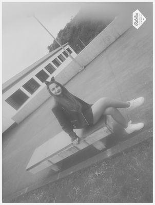 Hi everyone!
I'm from Portugal and I real love korean dramas and korean music 
If you have this intress too I hope  we can be friends *-* ^^