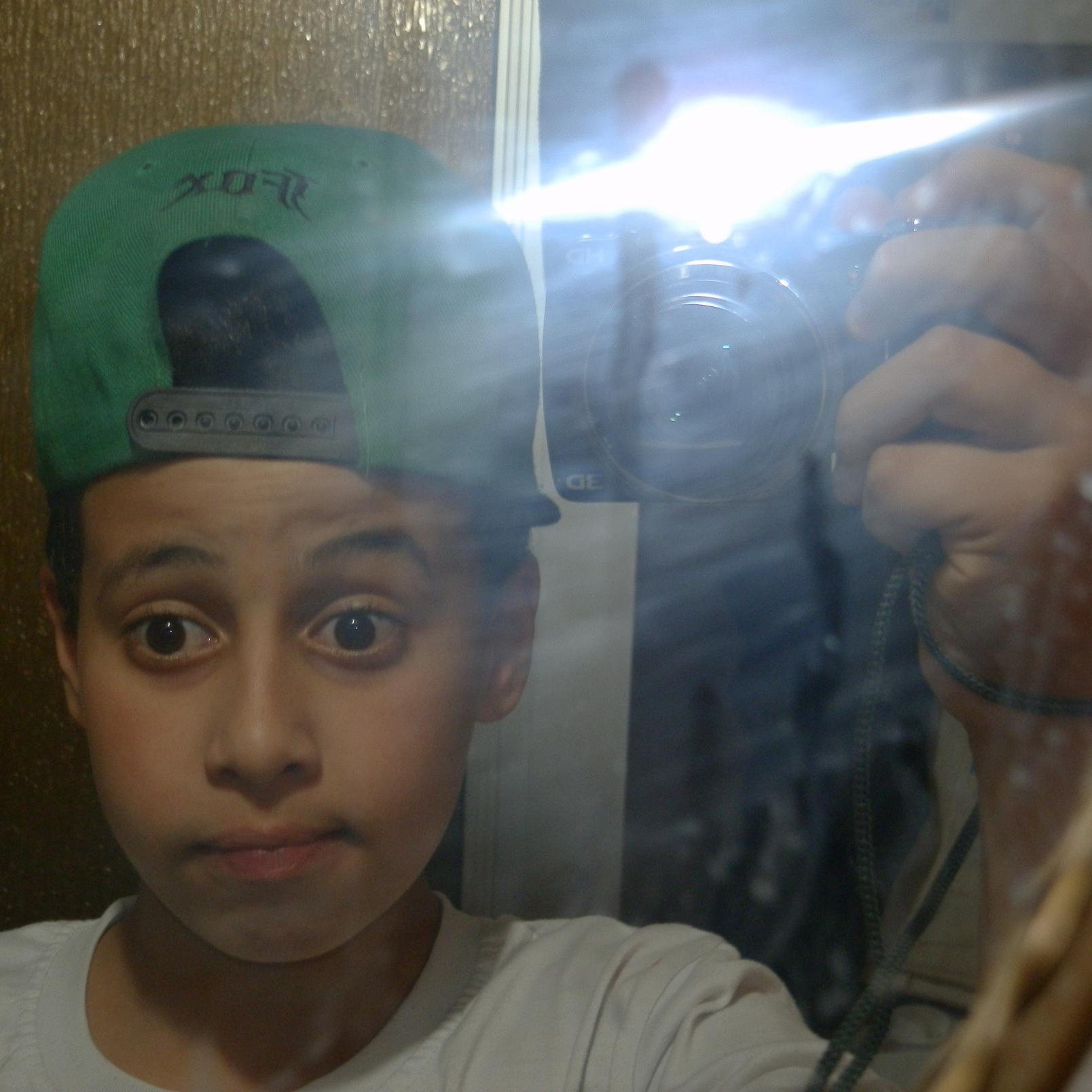 PabloMontero02's profile picture. Nos Juntamos De Nuevo............