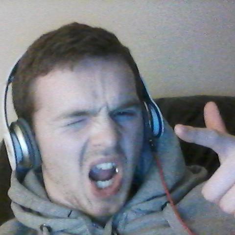 Andrew_Kyle001's profile picture. On an express elevator to hell, going down! - Pvt. Hudson, Aliens