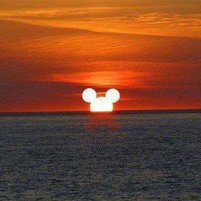 wuapon_'s profile picture. 