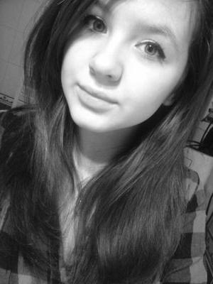 avec tout les mec que tu te tapes tu pourrai ecrire un dictionnaire de noms propres bitch ♥♥ Snap: liza3.0