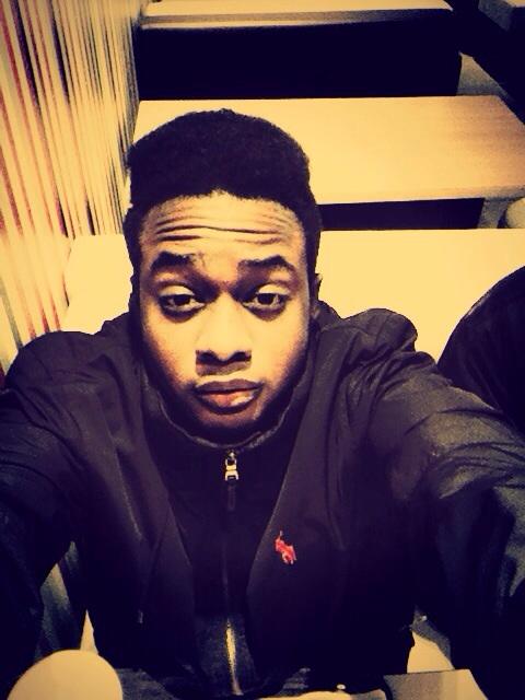 GloryAkwety's profile picture. Suivez moi sur  Instagram: oliveraa243