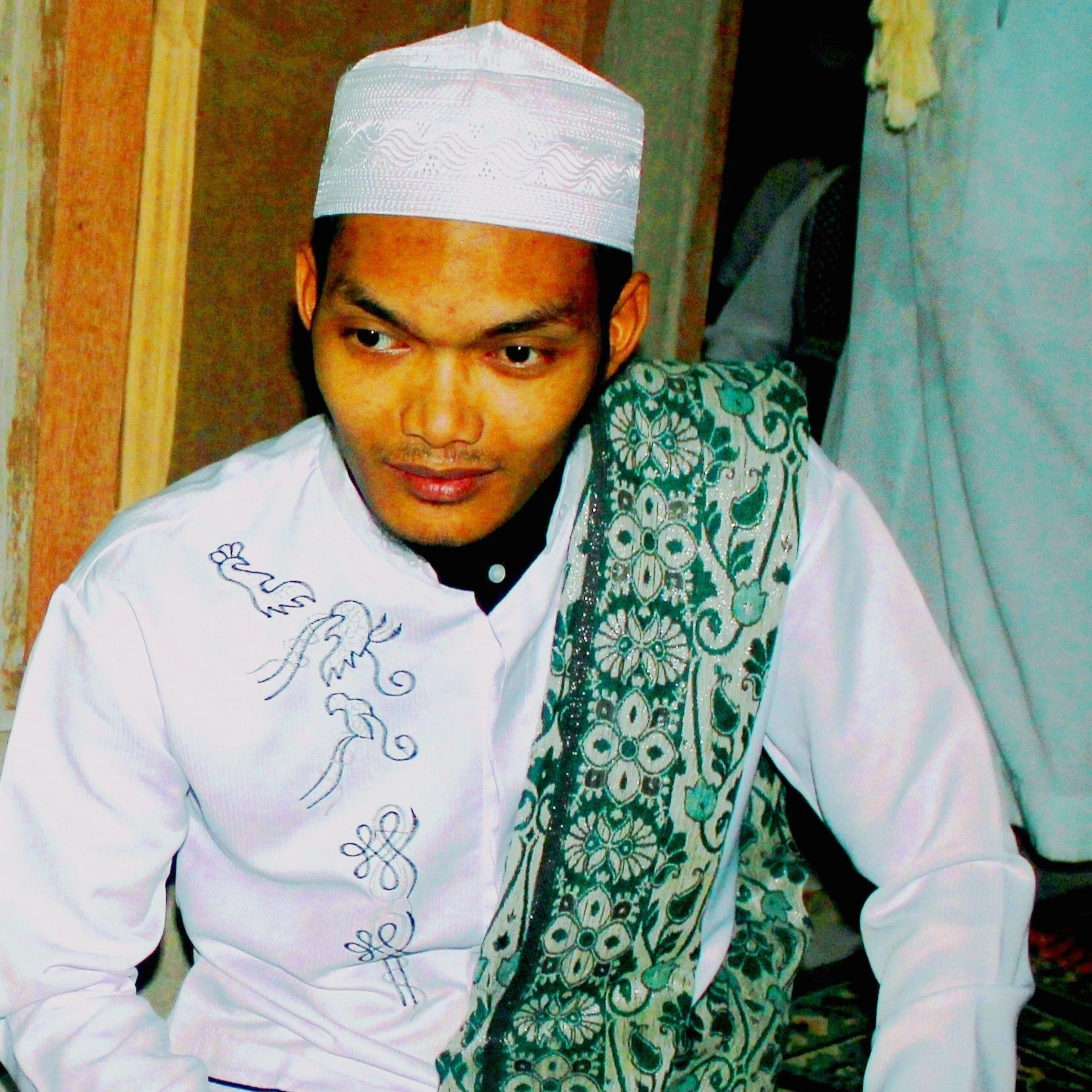 Kepada siapa anda bersandar? Maka solusi hidup datang darinya! Hanya Allah yang pantas menjadi sandaran hidup.