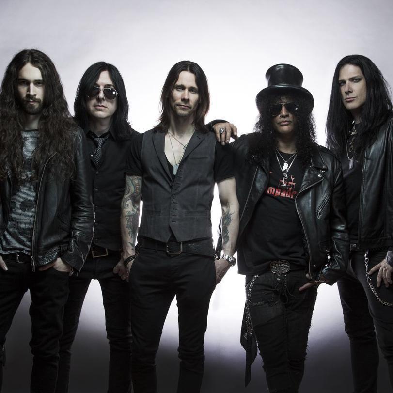 Página dedicada a @Slash Ft. @MylesKennedy and The Conspirators @Todddammitkerns @brentfitz @franksidoris Fitzy is Following us!! 12/16/12 ♥