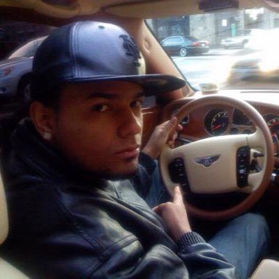 I'm Dominican I be doing my thing in WASHINGTON HEIGHTS, NYC, NJ, and D.R. I'm all about my paper like LLOYD BANKS I'm calm, cool, and pos always YA