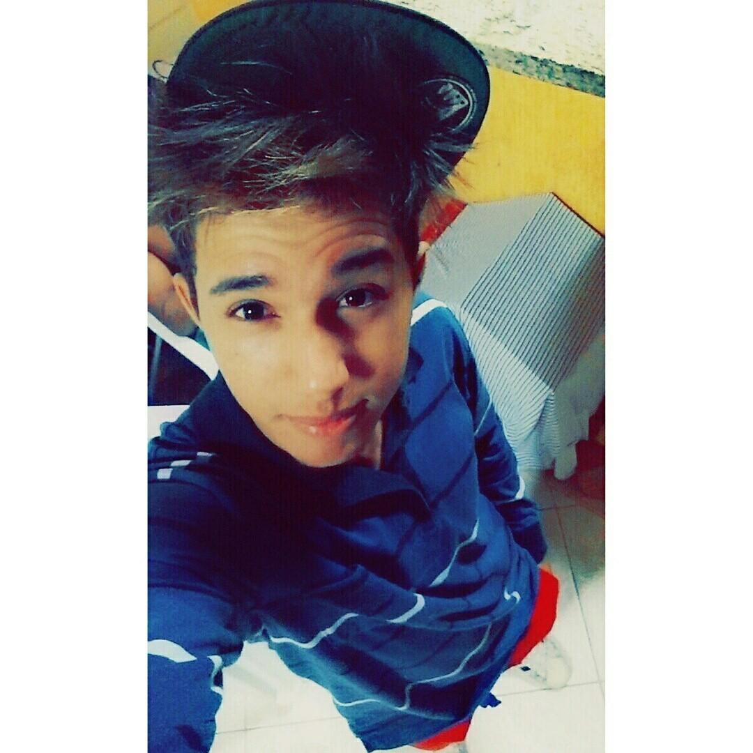 face..  Lucasmariano95@hotmail.com