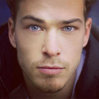 RooHamer_ Profile Picture