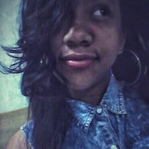 CHRIS BROWN,5SOS,ZENDEYA,YMCMB
mas 23 
me encanta la música,el baile,y ser original
me concidero una persona con mucho stilo
Quisiera ser coriografa 3