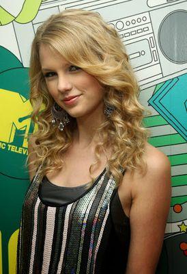 ☆趣味垢☆  Taylor Swift大好きです！ Taylor大好きな人と繋がりたいです！ どんどんfollow me☆