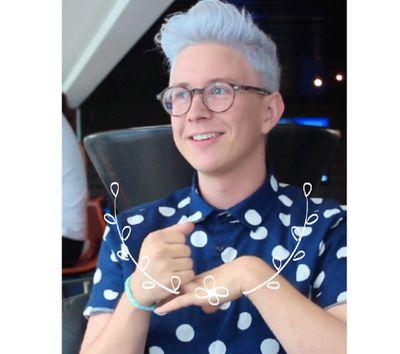this is a free follow from @BIgdaddyTroyler so follow him back