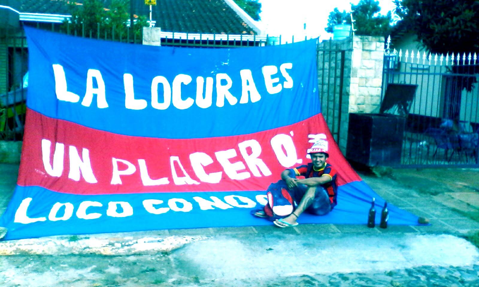 LA MEJOR HINCHADA DEL PAÍS_LA PLAZA