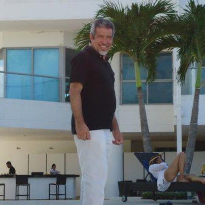 Abogado-Especialista en Derecho Administrativo. Miembro del gobierno Bolívar Mejor 👍