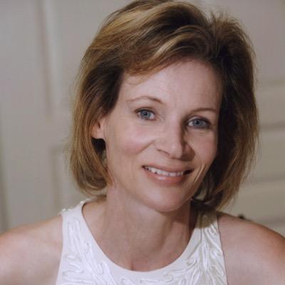 AndreaEMays Profile Picture