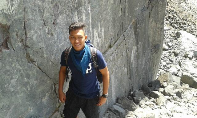 Manusia yang masih meminta dan sedang belajar untuk memberi. I'm Adventurer :D                   ig:febriramapurba                       line:febriramadhanpurba