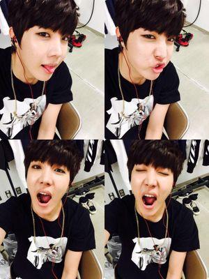 [V] @IdolsParty_ENT BTS | Big Hit | my lovely wife @IP_Bunny94 ♥ i love her so much. Sentuh? Gue potong anu lo! /? #04 #13.02