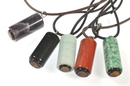 Creators of personal aromatherapy accessories, a new way to use essential oils on-the-go (online & wholesale). Learning from the holistic community everyday