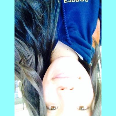 yahairacarb's profile picture. people change rememberts not