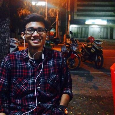 HaerulAkbar8's profile picture. bahagiakan mama dan papa adalah impianku se umur hidup