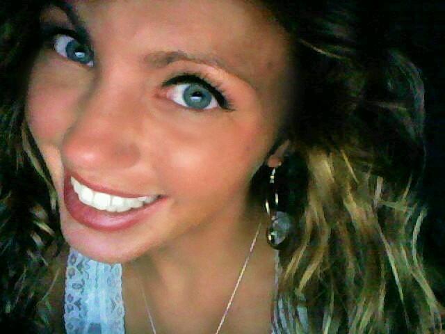 MhellePhillips's profile picture. 