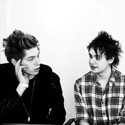 mukesxcashton_ Profile Picture