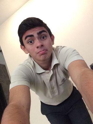 Insta: @Jafet_Bustillos Snap: @Jafet_Bustillos Facebook: @JafetBustillos