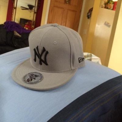 Torva_Sxrk's profile picture. I need Editors if u edit or know anyone who edits please add me on kik (Miguel_A_Iglesias) and msg me