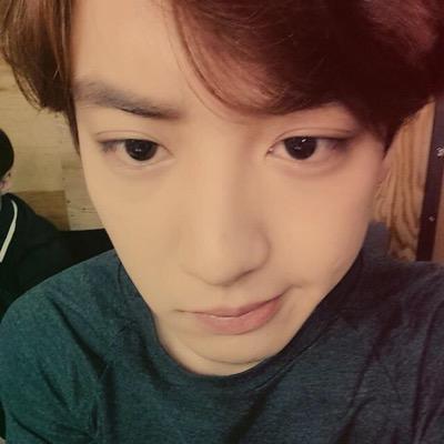 Look into yeol's eyes, butter-butterflies.. EXO, BTS, HALO, TOPPDOGG, AKMU ♥♥♥  P.S: MAKALAGOT SI CHANYEOL T.T