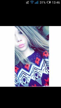 Maaike • 13 • Zoella • Youtube • Dancer • instagram; maaike.mortier • snapchat; maaiR5xxx