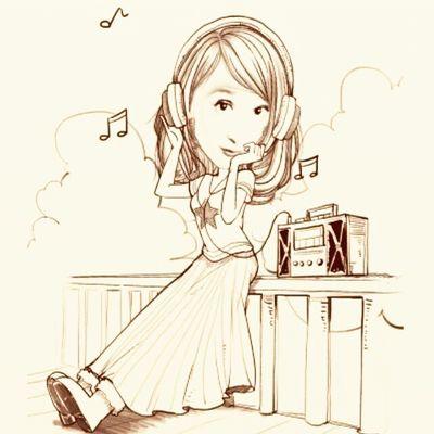 AapChupHeRahein's profile picture. Hi. Jab seedhi aur terhi ungli se ghee na niklay to beech ka raasta apnaen ✌. KThanksBye.
Insta: rida__q Kik: Reeeeda__Q