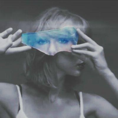 Taylor Swift's fans page.
You follow — I follow
you like my pictures — I like your pictures
Taylor answer me when I called her
