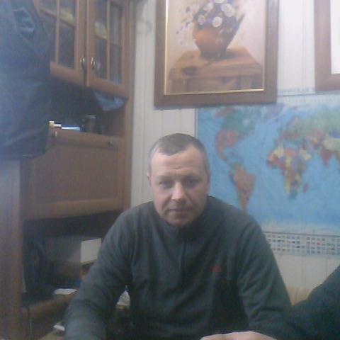 voloshina_1995's profile picture. 