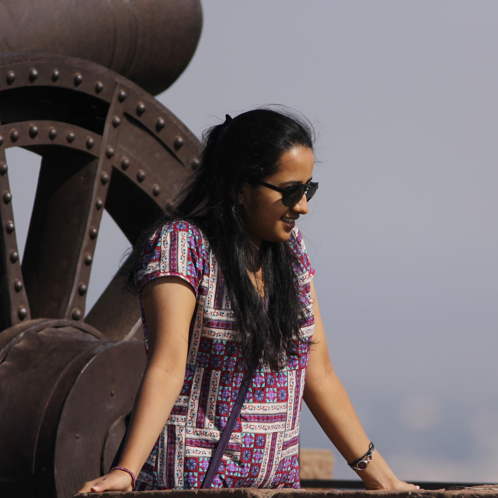 maathanghi18's profile picture. Freelance content writer and editor - Avid reader with a love for handheld books - Movie buff - Music lover - Appreciates photography - Foodie