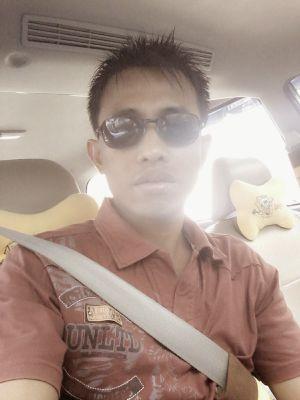 gdebaktyasa1's profile picture. 