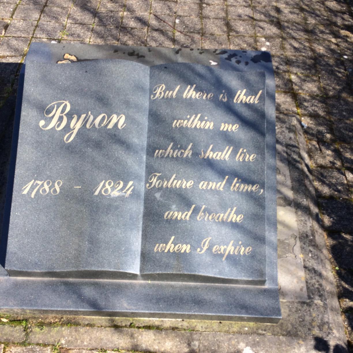 Shirley_V1111's profile picture. All the walls in Rome Cant stop me when I get something into my head  I am new to twitter please help me spread my words of love and positive power Love S xxxx