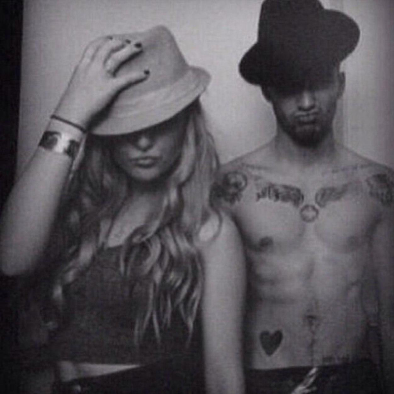 BanchiniV's profile picture. ❤️5 idioti❤️ one directionlove desiderosa di una ciat con gli ONE DIRECTION @zaynmalik @Harry_Styles @Louis_Tomlinson @Real_Liam_Payne @NiallOfficial