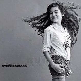 Putri31Nabila's profile picture. 