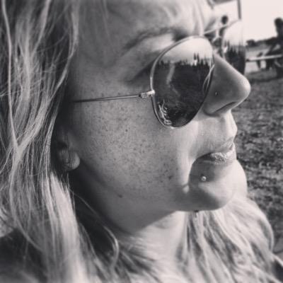 Amo la vita e cerco di vivere con il sorriso ogni giorno come se fosse l'ultimo!!!!
