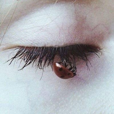 HeyNadya's profile picture. I crave a love so deep the ocean would be jealous