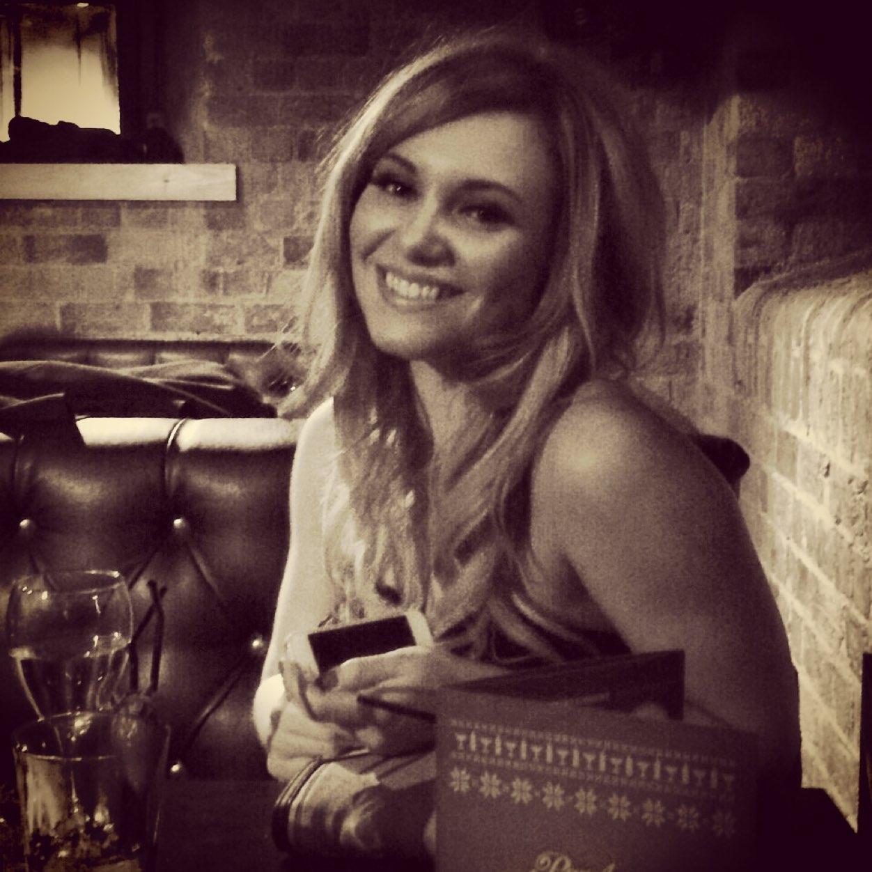 Sam_Brannan92's profile picture. Life is just a game.