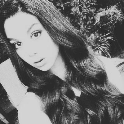 “lo ammetto, mi manchi, spesso resto a pensarti quando la notte arriva presto e l'alba troppo tardi.” — karley aubree allen.