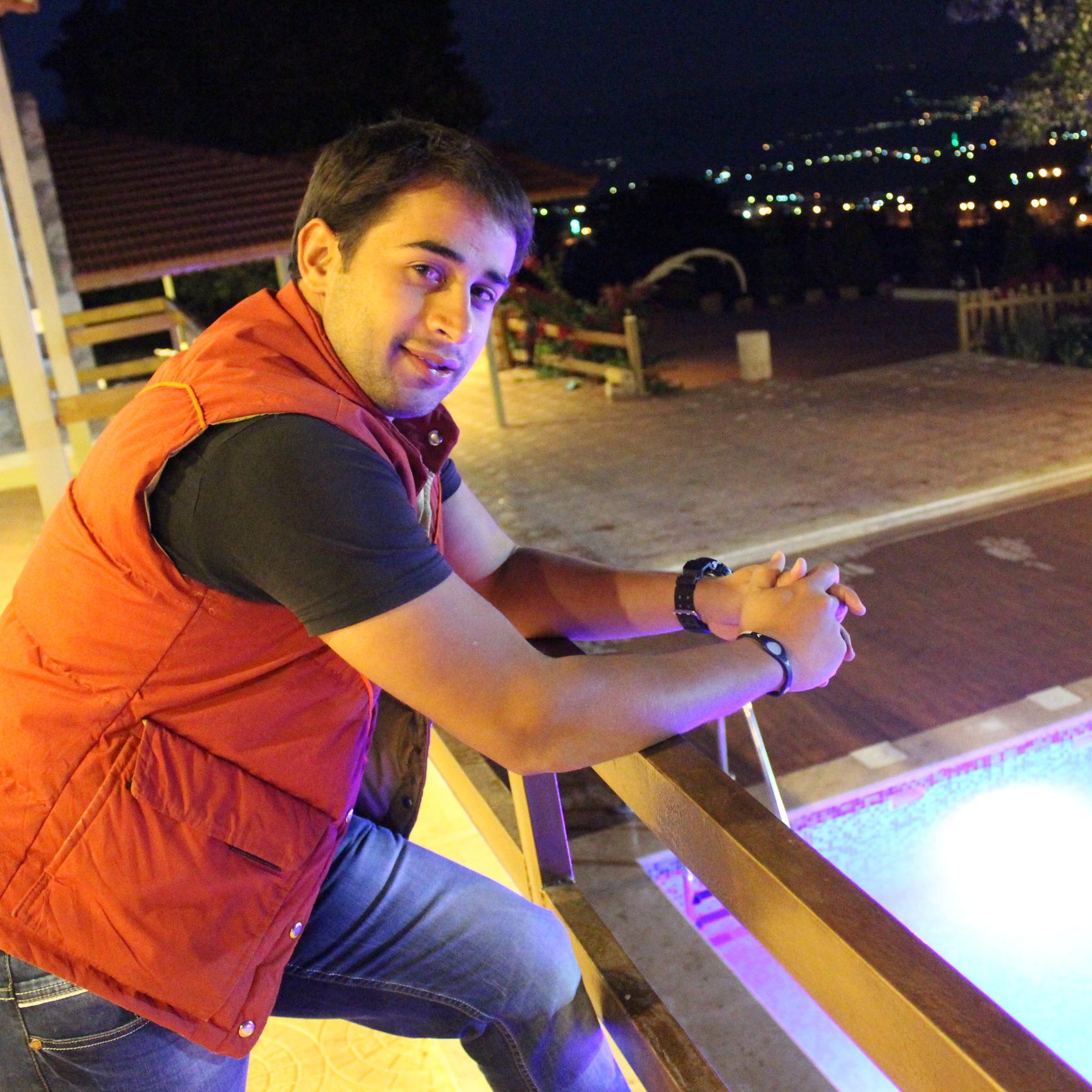 md_awad's profile picture. #petra university #English translation